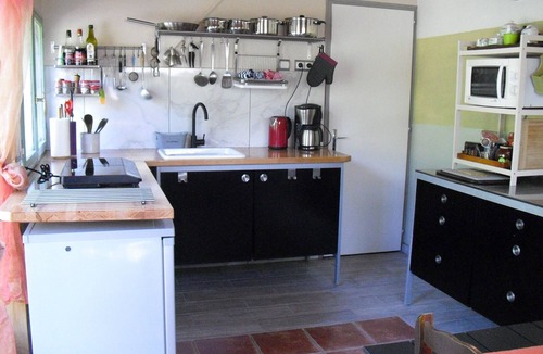 Fourbanne Cottage | Cottage on the edge of the Doubs River and bikeway Euro 6 'imperfect house'