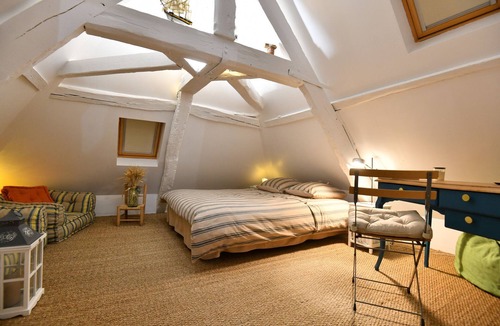 Coulommiers Bed & Breakfast | Coul'home, Chambre Proche Gare Direct Pour Paris et Disney