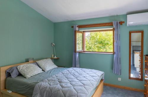 Rouy House | Country House near Parc du Morvan with Pool