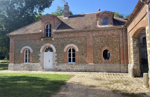 Voulx House | Country house next to a golf course, in the Fontainebleau region.