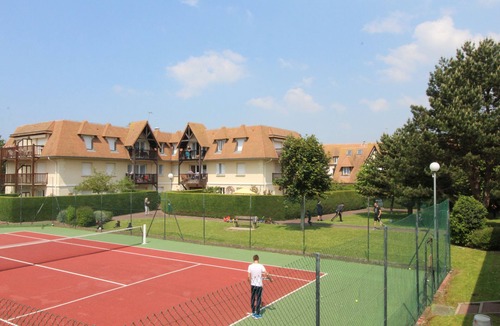 Deauville City Centre Apartment | COUP DE ❤️ LA MOUETTE DEAUVILLAISE🐦classified 4☆ Tennis-Pool-Parking-Linen-Wifi