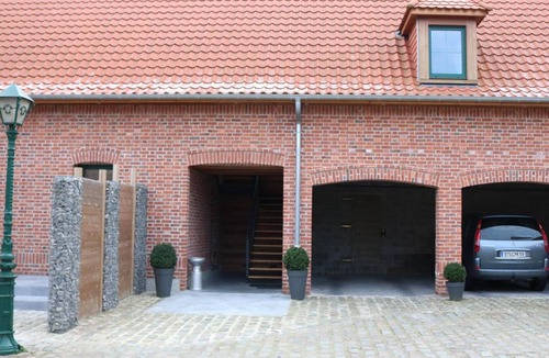 Halluin Apartment | Cozy Farm Studio - Near Lille, Modern Amenities, Sleeps 2