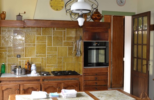 Longchamp Villa | Cozy house in the countryside, park and tennis, billiards, Côte des vins