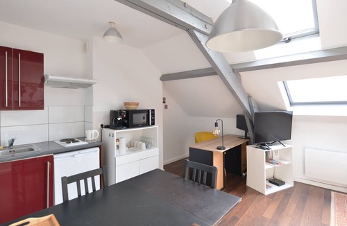 Vauban - Wazemmes Apartment | Cozy love nest near Lille-Centre