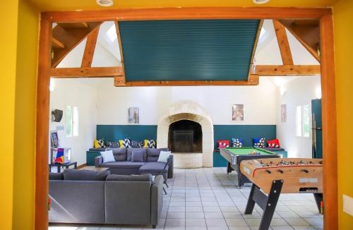 Longny les Villages Villa | Crazy Villa Ecottay 61 - Heated pool & sauna - 2h from Paris - 30p