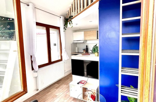 Saint-Honore - Jeanne d'Arc Apartment | De la Terre à la Lune
