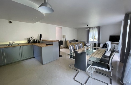 Binson-et-Orquigny Cottage | Delsy house - comfort cottage