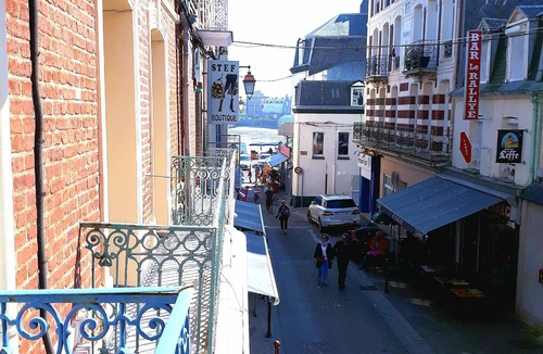 Le Treport Apartment | DIAPASON LOCATION 3-bedroom apartment ideally located for 5 people
