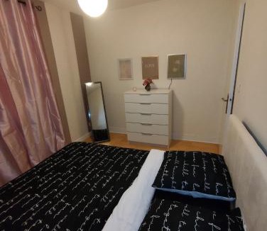 Montmuzard Apartment | Dijon Poincaré