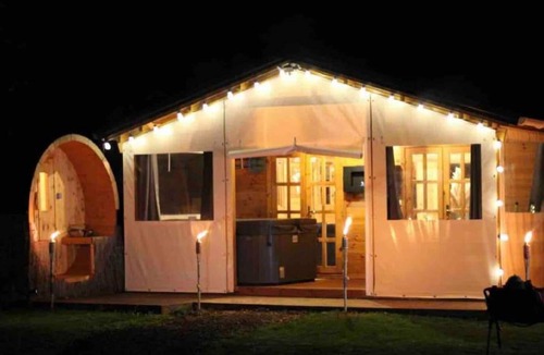 Venizel Ski Chalet | Discover our chalets: natural relaxation or luxury & comfort. Your escape aw