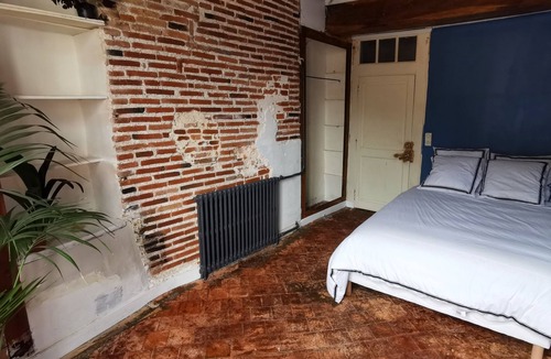 Chatillon-Sur-Loire House | Domaine Carré de Dames with jacuzzi and garden
