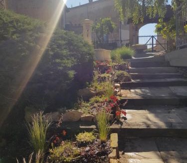 Coublanc Bed & Breakfast | DOMAINE DE LA RESERVE