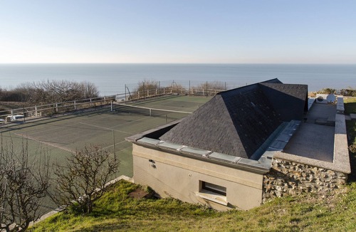 Villerville Cottage | Domaine du Grand Bec - Le Tennis, swimming pool, tennis, beach, sea view