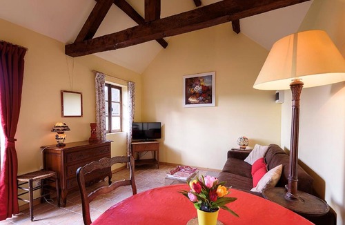 Toulon-sur-Allier House | Domaine La Carrière