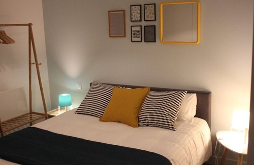 Saint-Cyr-au-Mont-d'Or House | Double room-Standard-Private Bathroom-Terrace-1er étage
