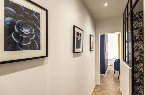 Hincmar Apartment | Downtown: Confort Moderne, Fiber Optics, Netflix, Parking