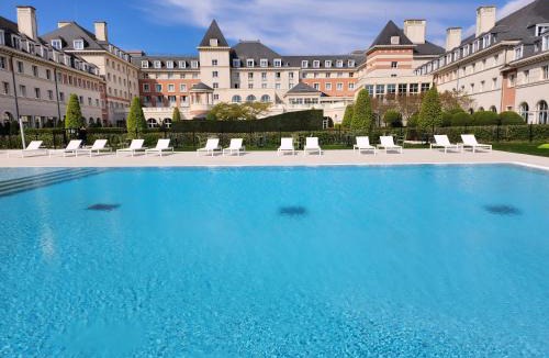 Magny-le-Hongre Hotel | Dream Castle Hotel Marne La Vallee