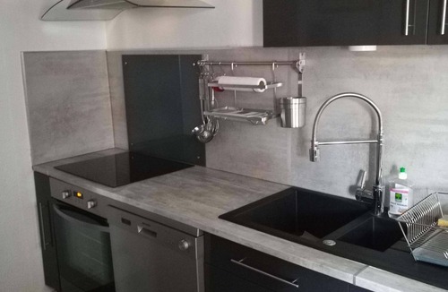 Dieppe Apartment | Duplex Apartment * WIFI, Linen provided