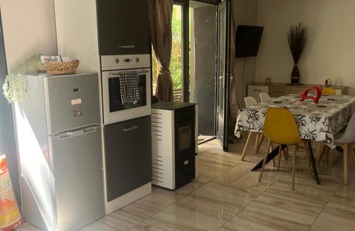 Centre Apartment | Duplex climatisé avec une terrasse sur jardin