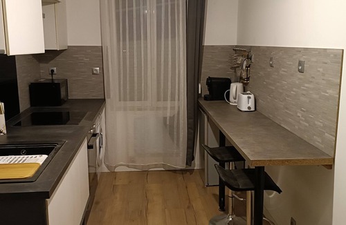 Roubaix Apartment | Duplex Lumineux & Wifi Netflix