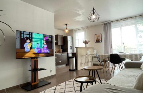 Magny-le-Hongre Apartment | Duplex Moderne 8per&3Ch&10 min Disney&Parking free