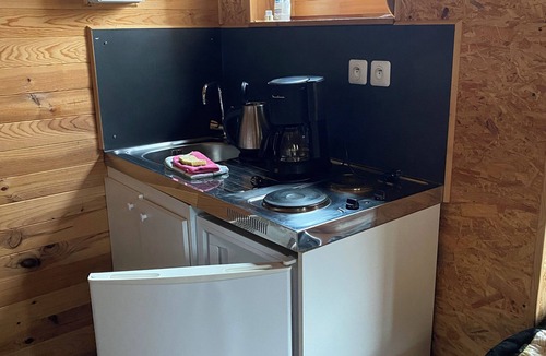Fiefs Cabin | Ecolodge de la Lys à Fiefs (62) - Low-cost wooden cabin for 4 people.