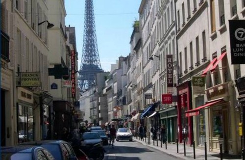 7th Arrondissement Apartment | Eiffel-Invalides, New & Elegant