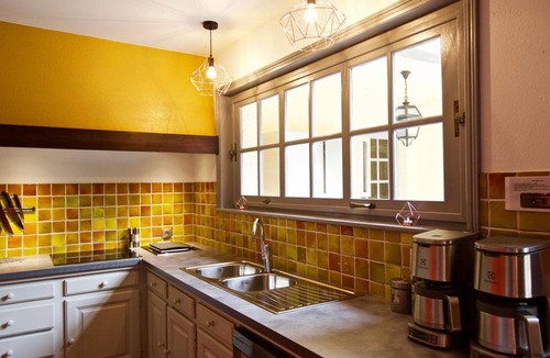 Estaires Cottage | Elegant Villa with Spa, Large Garden, Near Lille - Sleeps 14