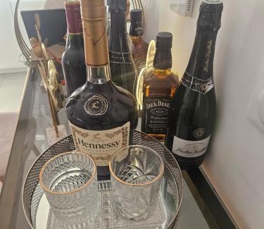 Drancy Bed & Breakfast | Emmanuel INN 1
