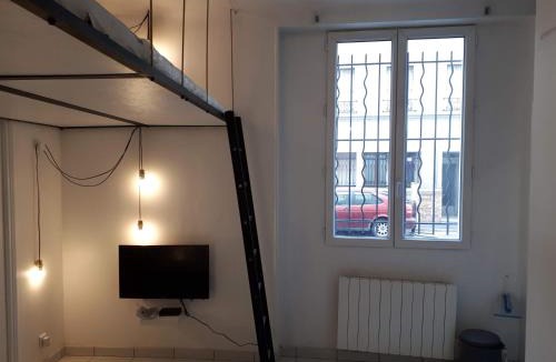 Montreuil Apartment | Enjoyable 20m² MONTREUIL 5 minutes Paris