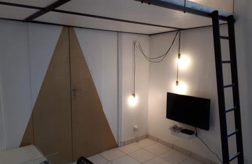 Montreuil Apartment | Enjoyable 20m² MONTREUIL 5 minutes Paris