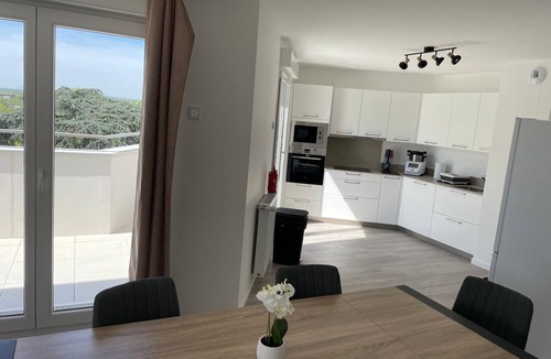 Lagny-sur-Marne Apartment | EXCEPTIONAL PENTHOUSE NEAR DISNEY AND PARIS