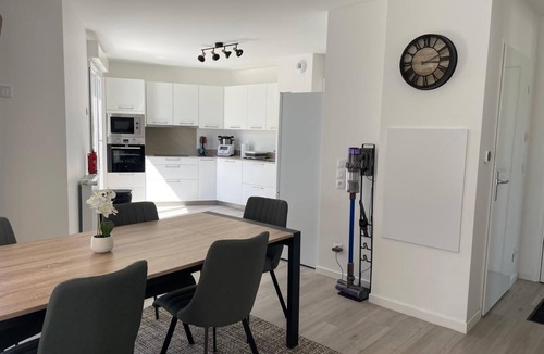 Lagny-sur-Marne Apartment | EXCEPTIONAL PENTHOUSE NEAR DISNEY AND PARIS