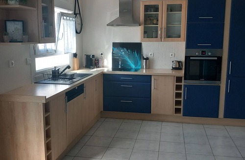 Lievin House | EXCLUSIVE House 100 m2 private parking/garden/6-8 persons
