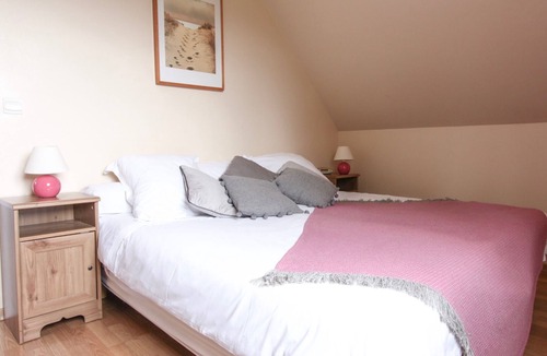 Tingry Other | Fabulous rural holiday home near many beautiful beaches. 5 bedrooms.