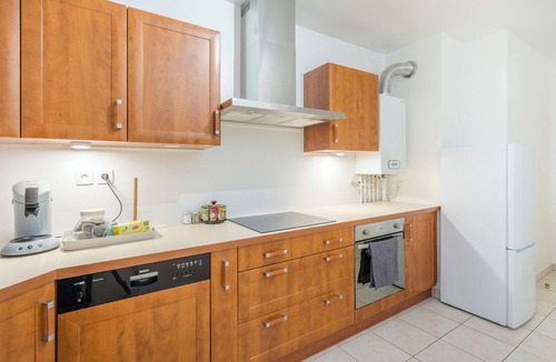 Bussy-Saint-Georges Apartment | Family cocoon 15min Disneyland 35min Paris