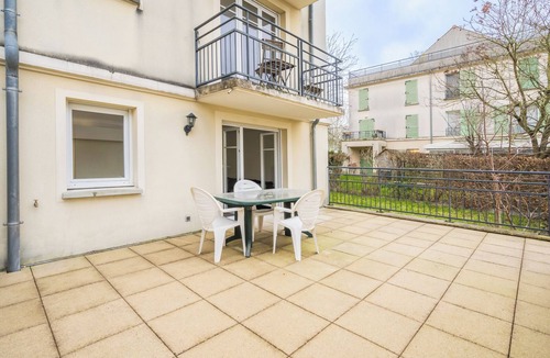 Bussy-Saint-Georges Apartment | Family cocoon 15min Disneyland 35min Paris