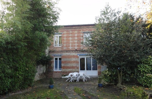Sannois House | Family pavilion in Sannois - 20 mins PARIS - quality surroundings and greenery