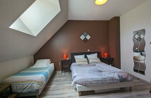 Neuvy-Saint-Sepulchre Bed & Breakfast | Family Suite with Breakfast, Terrace, and Private Floor - Neuvy-Saint-Sépulchre
