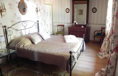 Bourg-le-Comte Other | Farmhouse in Burgundy