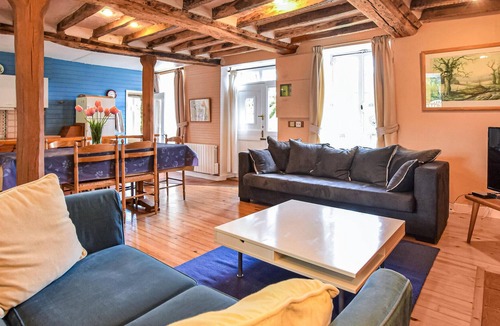 Tinchebray House | Feel a bit like in a fairy tale and spend your vacation in this charming stone house.