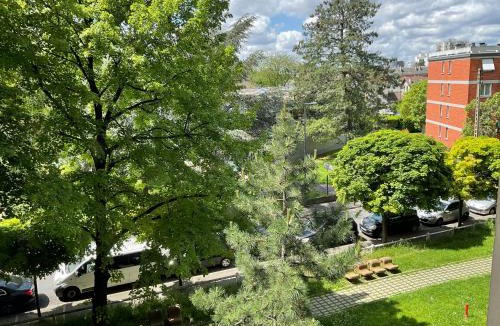 Cite Paul Eluard Hostel | Female dorm- Femme dortoir Paris 8pm-10am