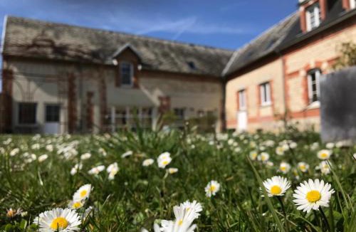 Monampteuil Resort | Ferme Du Chateau