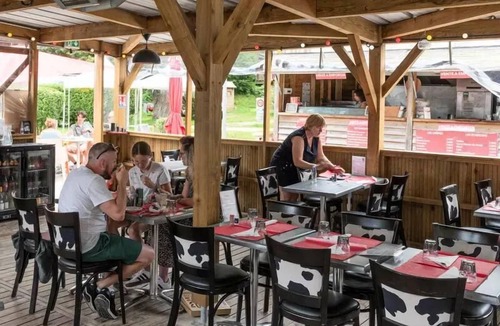 Yport House | Flower Camping La Chênaie * - Premium VIP Lodge 34m2 - 2 bedrooms + TV + sheets + towels + covered terrace of 11m2 5 people