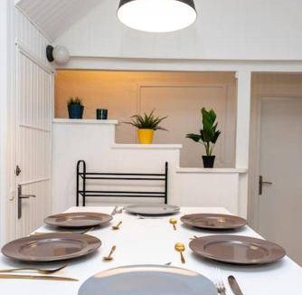 Saint-Honore - Jeanne d'Arc Bed & Breakfast | Bed and breakfast ∙ 4 bedrooms ∙ 8 guests