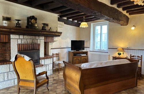 Saint-Pourcain-sur-Sioule Cottage | 143 m² Cabin ∙ 4 bedrooms ∙ 9 guests