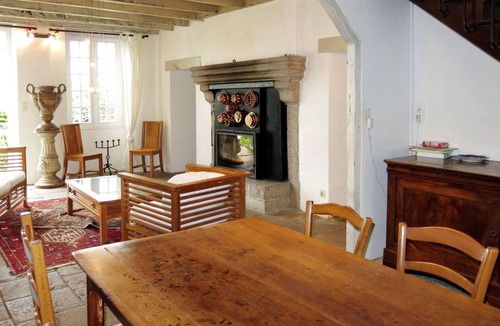Saint-Sulpice-les-Feuilles House | 144 m² House ∙ 4 bedrooms ∙ 9 guests