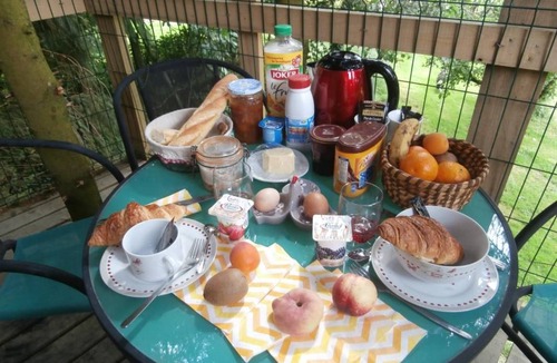 Saint-Thomas-de-Courceriers Bed & Breakfast | 18 m² Bed and breakfast ∙ 1 bedroom ∙ 5 guests