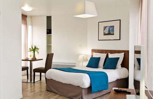 Sainte-Anne - Faubourg Noyon Apartment | Studio flat ∙ 1 bedroom ∙ 2 guests