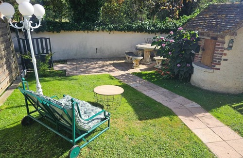 Sainte-Genevieve-les-Gasny House | 72 m² House ∙ 2 bedrooms ∙ 4 guests